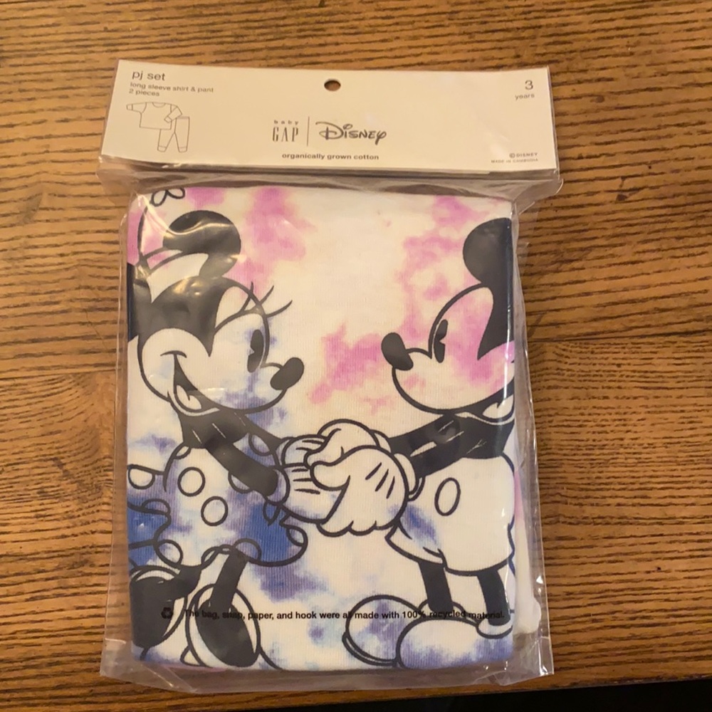 BabyGap Disney Minnie and Mickey 100% organic Tie Dye Pj set Size 3